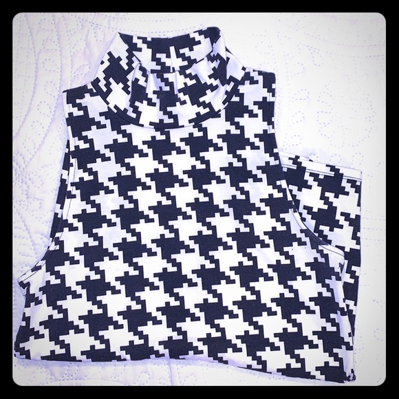 Victoria's Secret Tops - 3 for $12 - Victoria’s Secret Mock Neck Tank Top